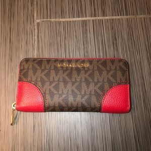 Michael Kors wallet